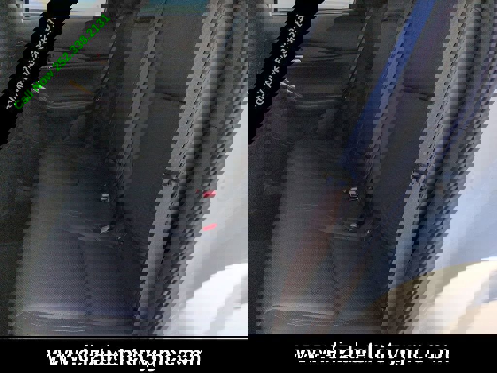 Used 2023 MAZDA CX-30 AWD 2.5 S w/ Premium Package image 16