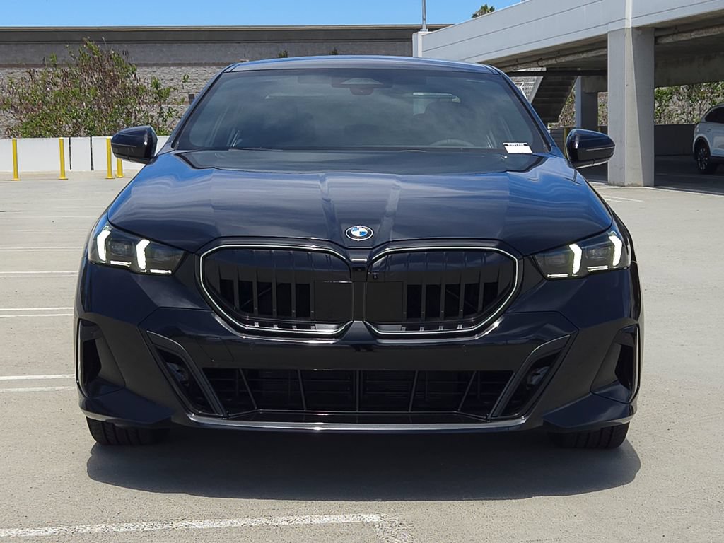 New 2026 BMW 530i w/ M Sport Package RWD image 2