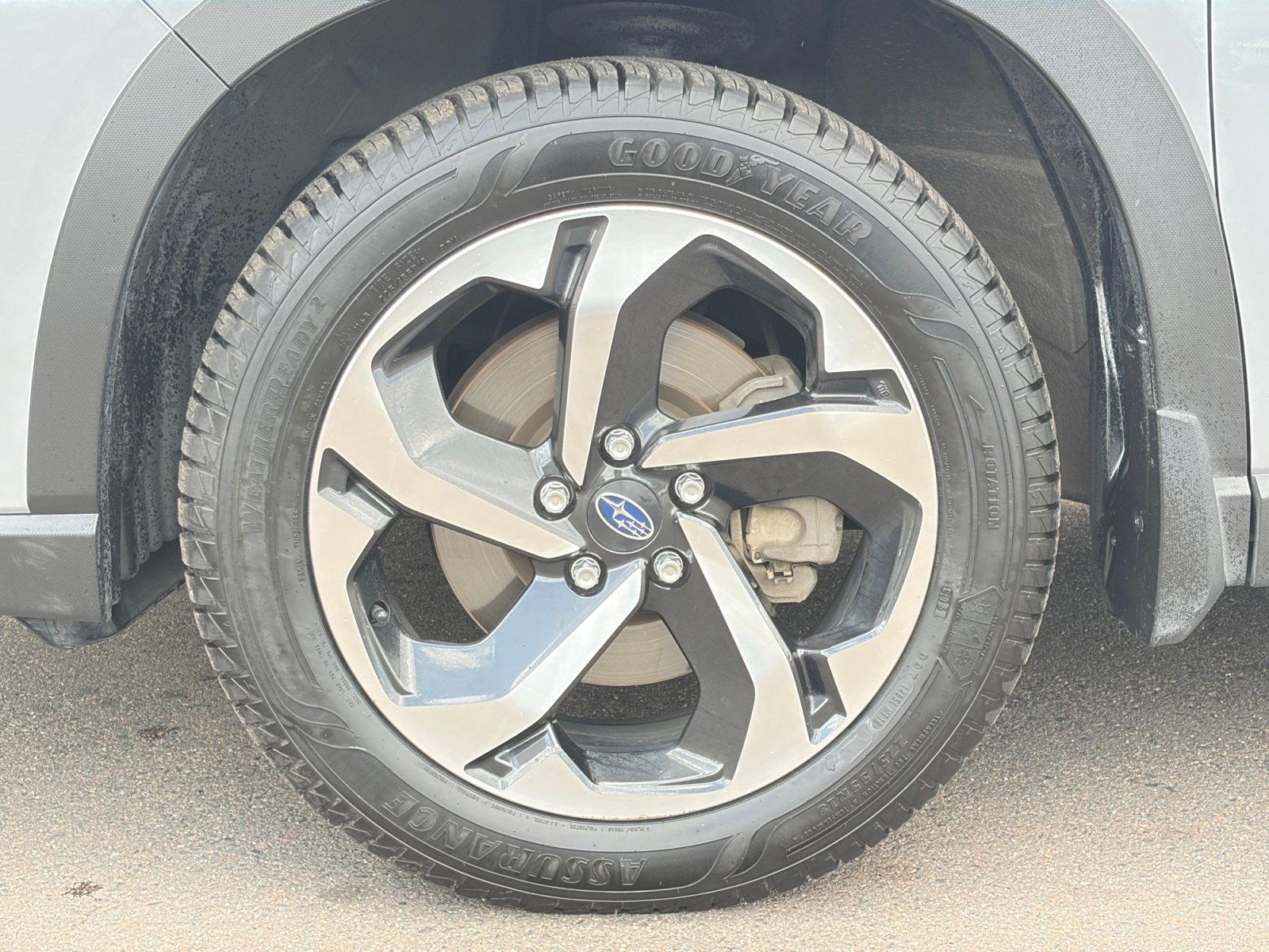 Certified 2023 Subaru Forester Touring AWD/4WD image 11