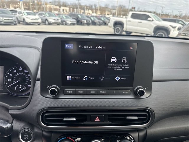 Used 2022 Hyundai Kona SEL w/ Cargo Package image 16