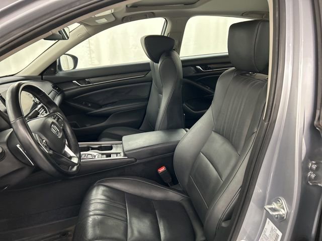 Used 2022 Honda Accord Touring image 6
