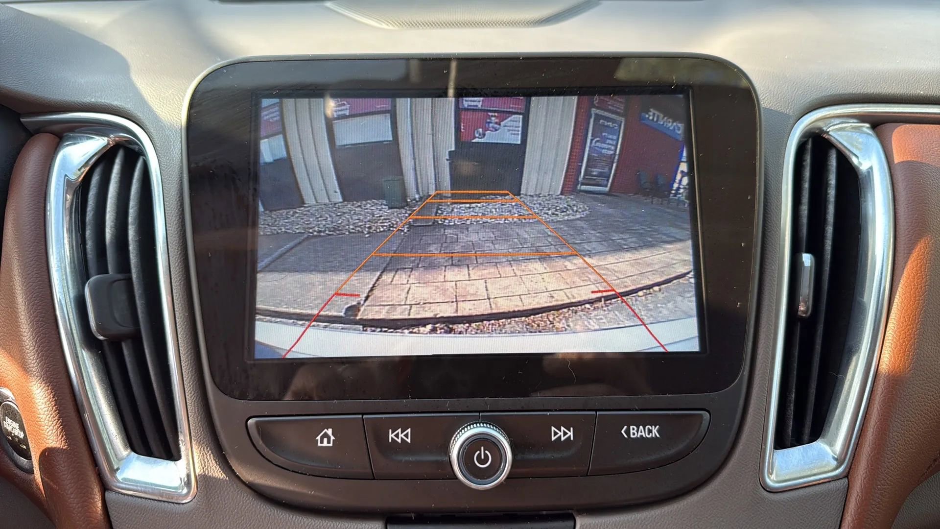 Used 2017 Chevrolet Malibu LT w/ Leather Package image 36