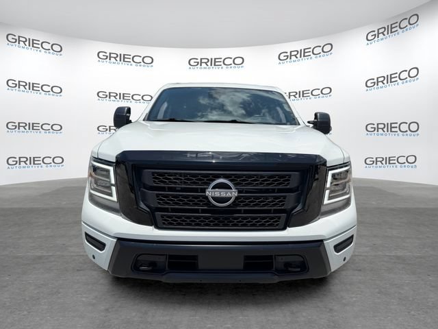 Used 2024 Nissan Titan SV w/ SV Convenience Package AWD/4WD image 2