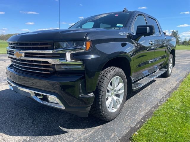 Used 2022 Chevrolet Silverado 1500 High Country w/ Technology Package AWD/4WD image 7