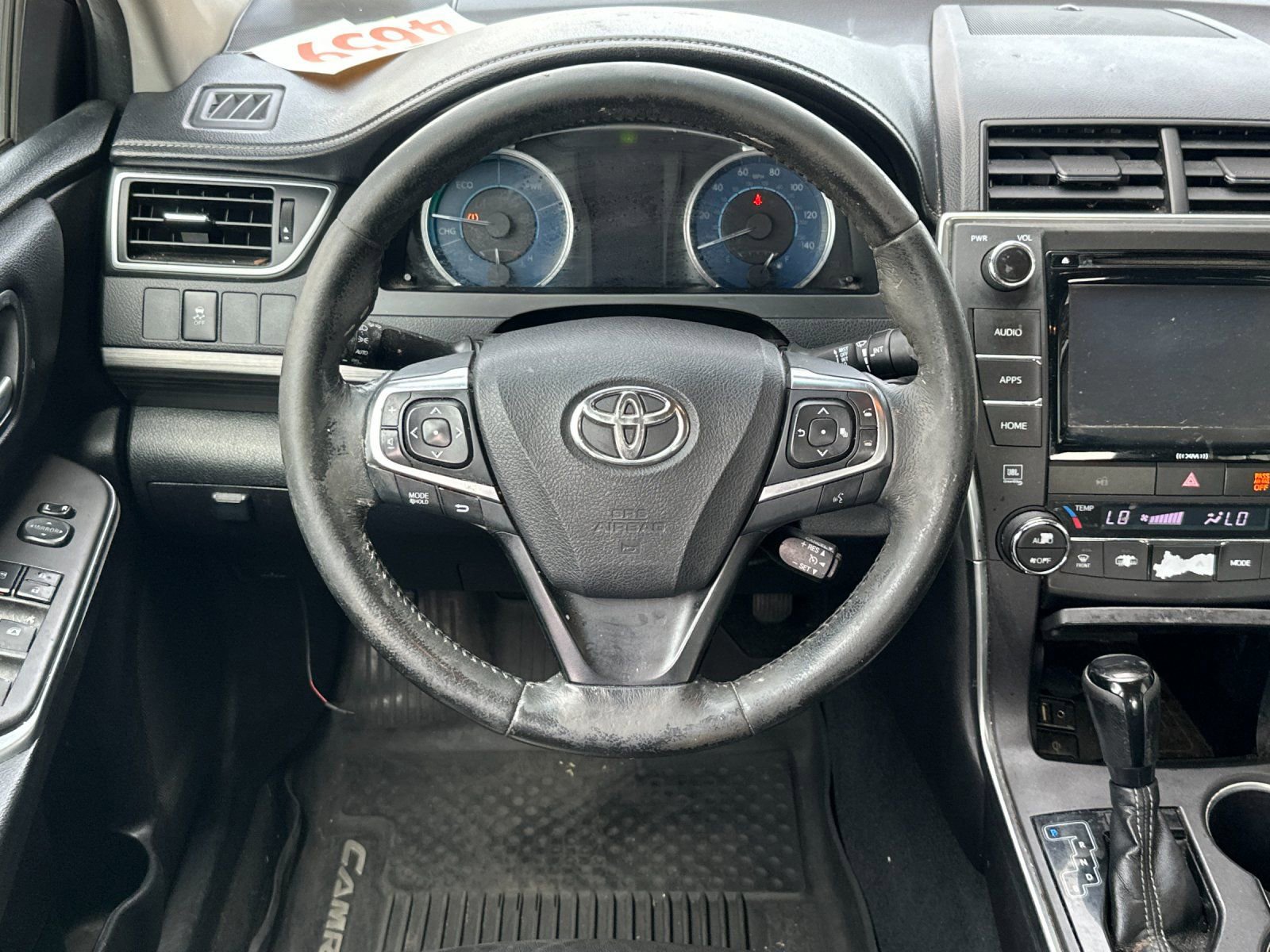 Used 2017 Toyota Camry XLE w/ Moonroof Package FWD image 13