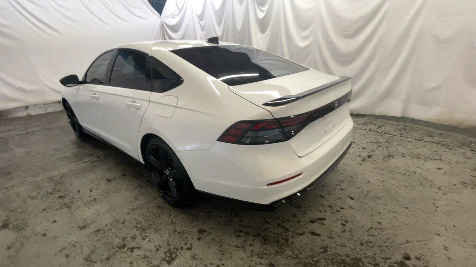 Certified 2023 Honda Accord Sport image 9