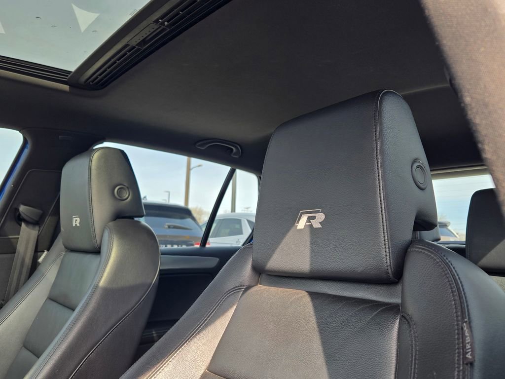 Used 2013 Volkswagen Golf R 4-Door image 33