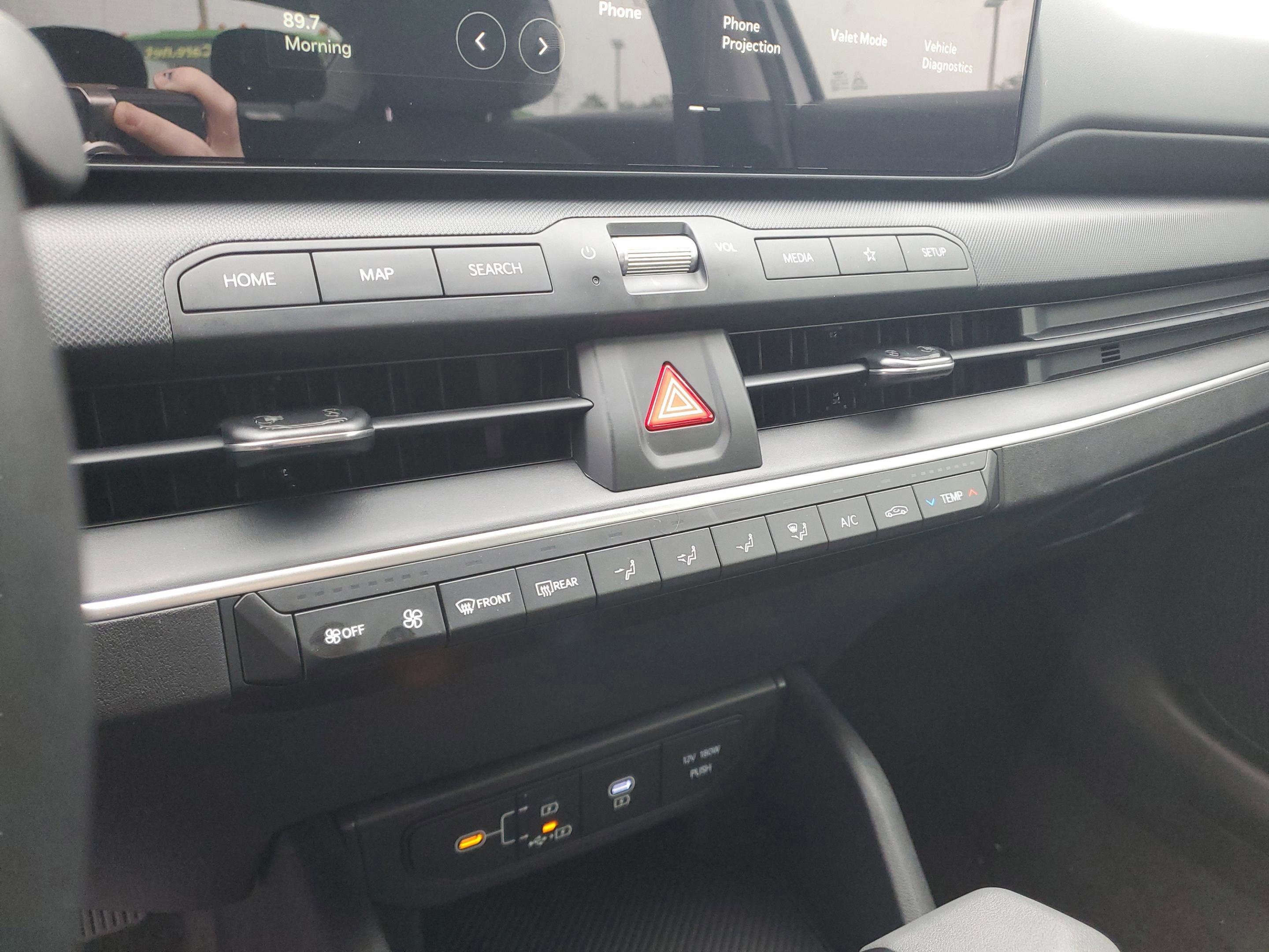 New 2025 Kia K4 LXS image 15