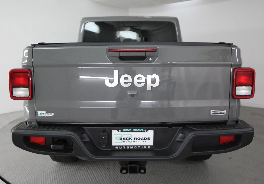 Used 2021 Jeep Gladiator Overland AWD/4WD image 8