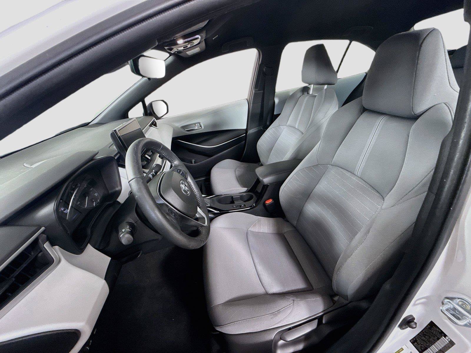 Used 2023 Toyota Corolla SE w/ Carpet Mat Package (TMS) FWD image 14