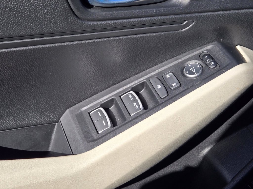 Used 2025 Honda Accord LX image 16