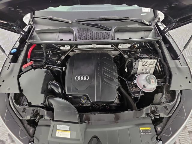 Used 2023 Audi Q5 2.0T Premium w/ Convenience Package AWD/4WD image 48