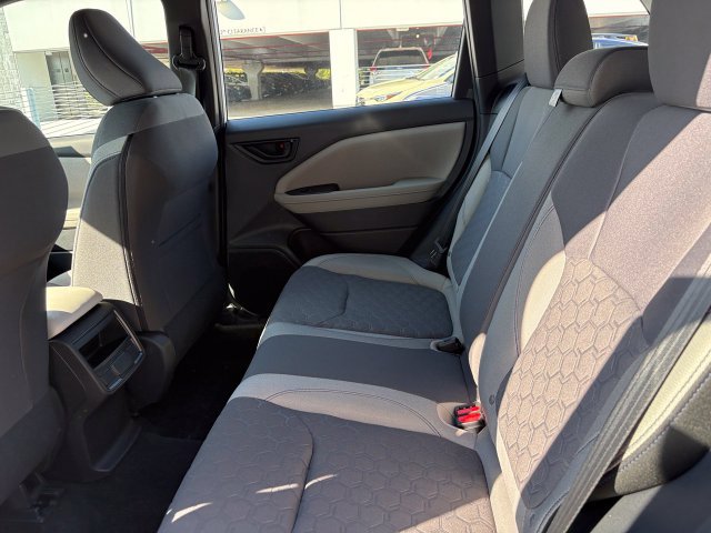New 2026 Subaru Forester AWD/4WD image 9