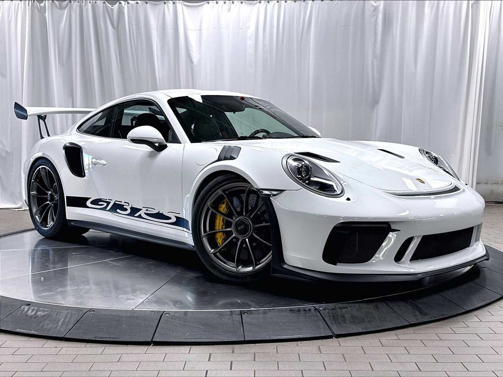 Used 2019 Porsche 911 GT3 RS RWD image 11