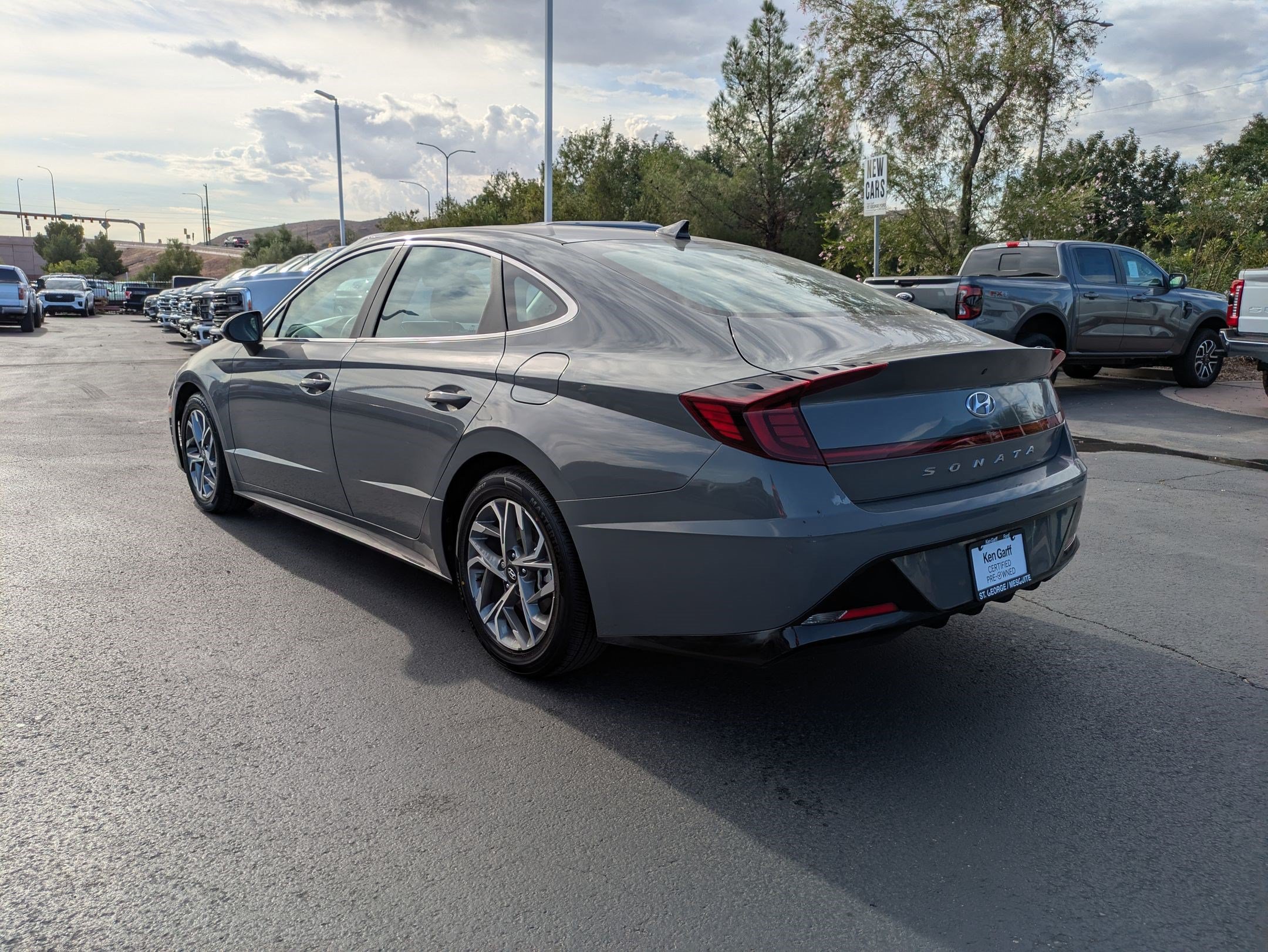 Used 2023 Hyundai Sonata SEL FWD image 6