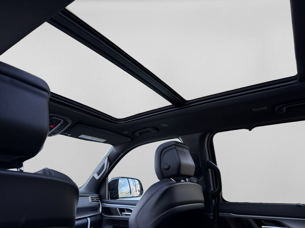 New 2026 Jeep Grand Wagoneer Limited AWD/4WD image 12