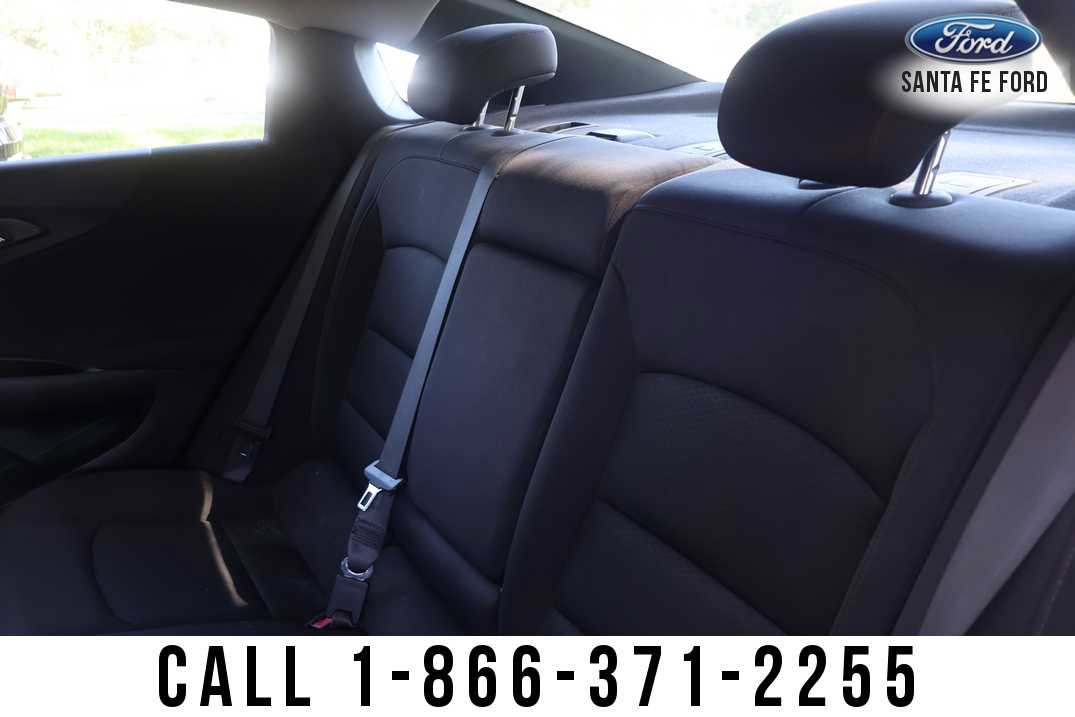 Used 2020 Chevrolet Malibu LT FWD image 16