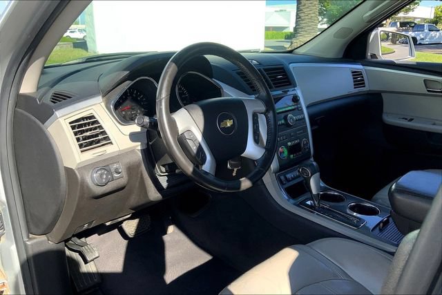 Used 2012 Chevrolet Traverse LTZ FWD image 14