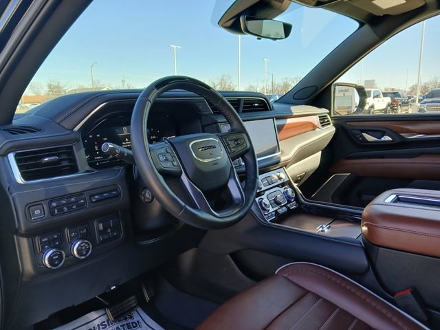 Certified 2024 GMC Yukon Denali Ultimate image 9