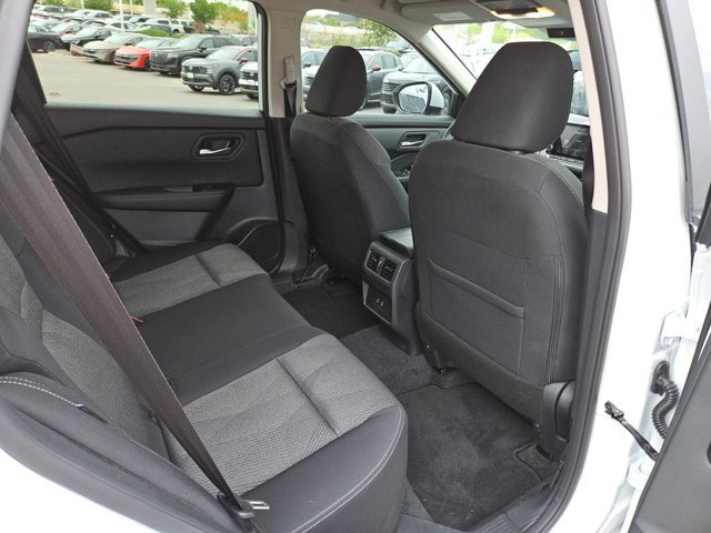 Certified 2026 Nissan Rogue SV image 29