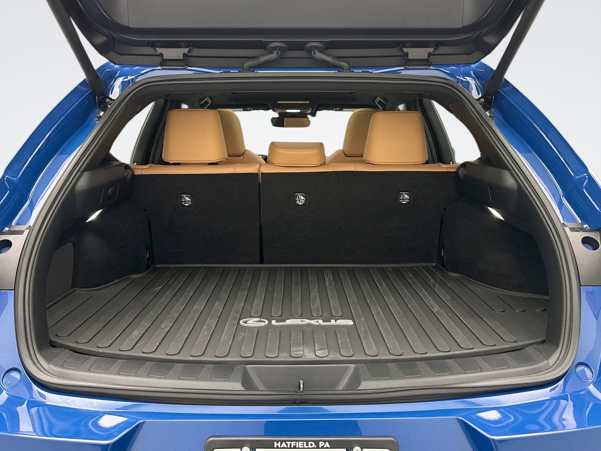 Used 2025 Lexus UX 300h AWD w/ Accessory Package (Z1) image 21