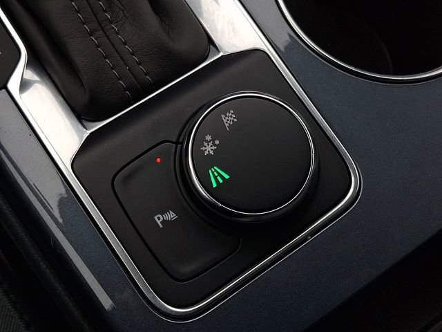 Used 2020 Chevrolet Blazer LT image 23