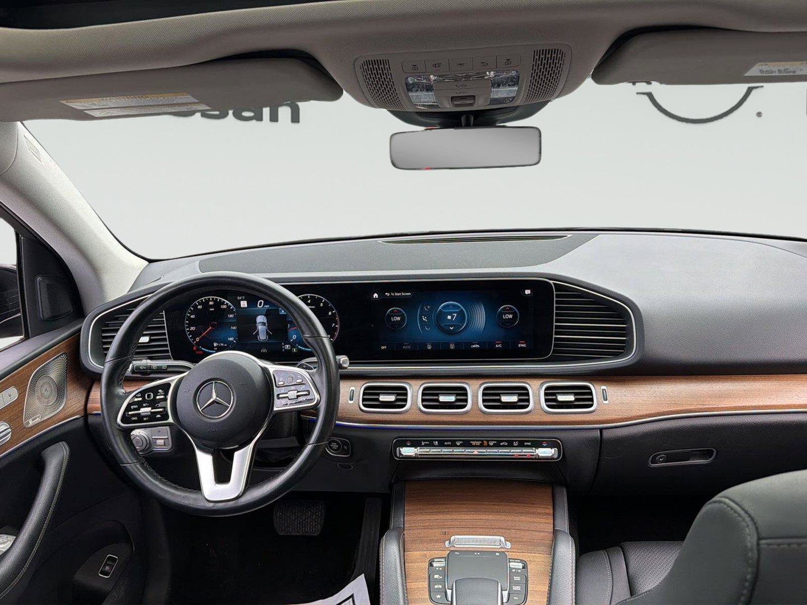 Used 2023 Mercedes-Benz GLE 350 4MATIC w/ AMG Line Exterior image 36