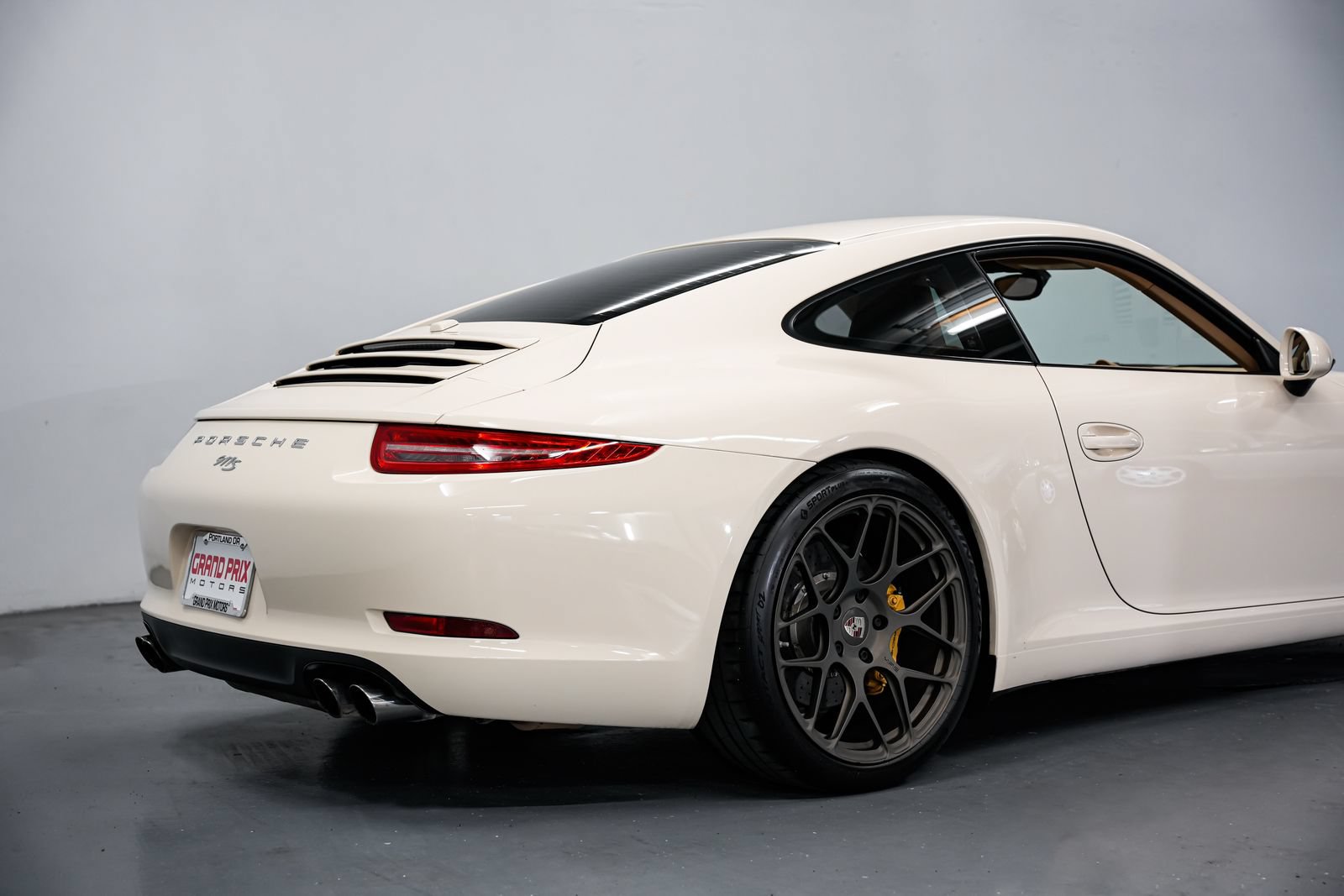 Used 2012 Porsche 911 Carrera S RWD image 34
