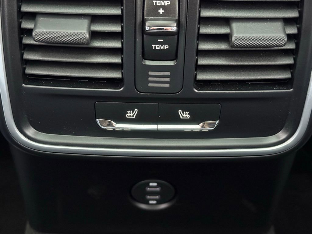 Used 2020 Porsche Macan S AWD/4WD image 22