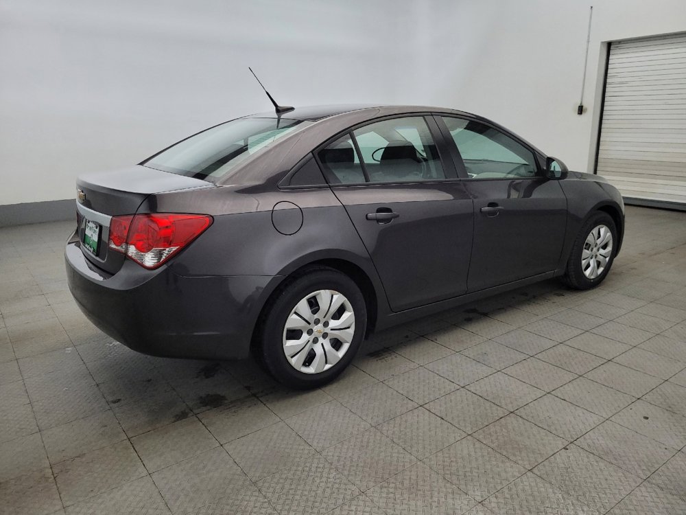 Used 2014 Chevrolet Cruze LS image 10