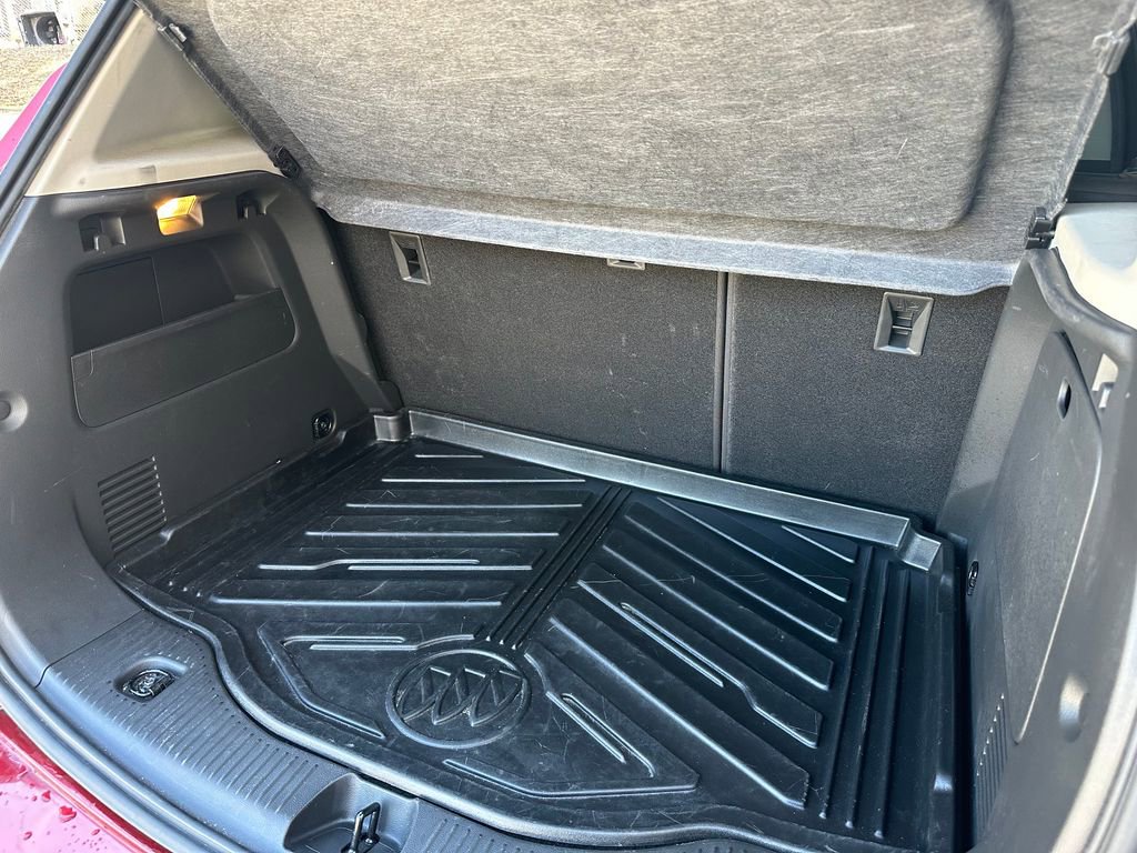 Used 2022 Buick Encore Preferred w/ Safety Package image 36