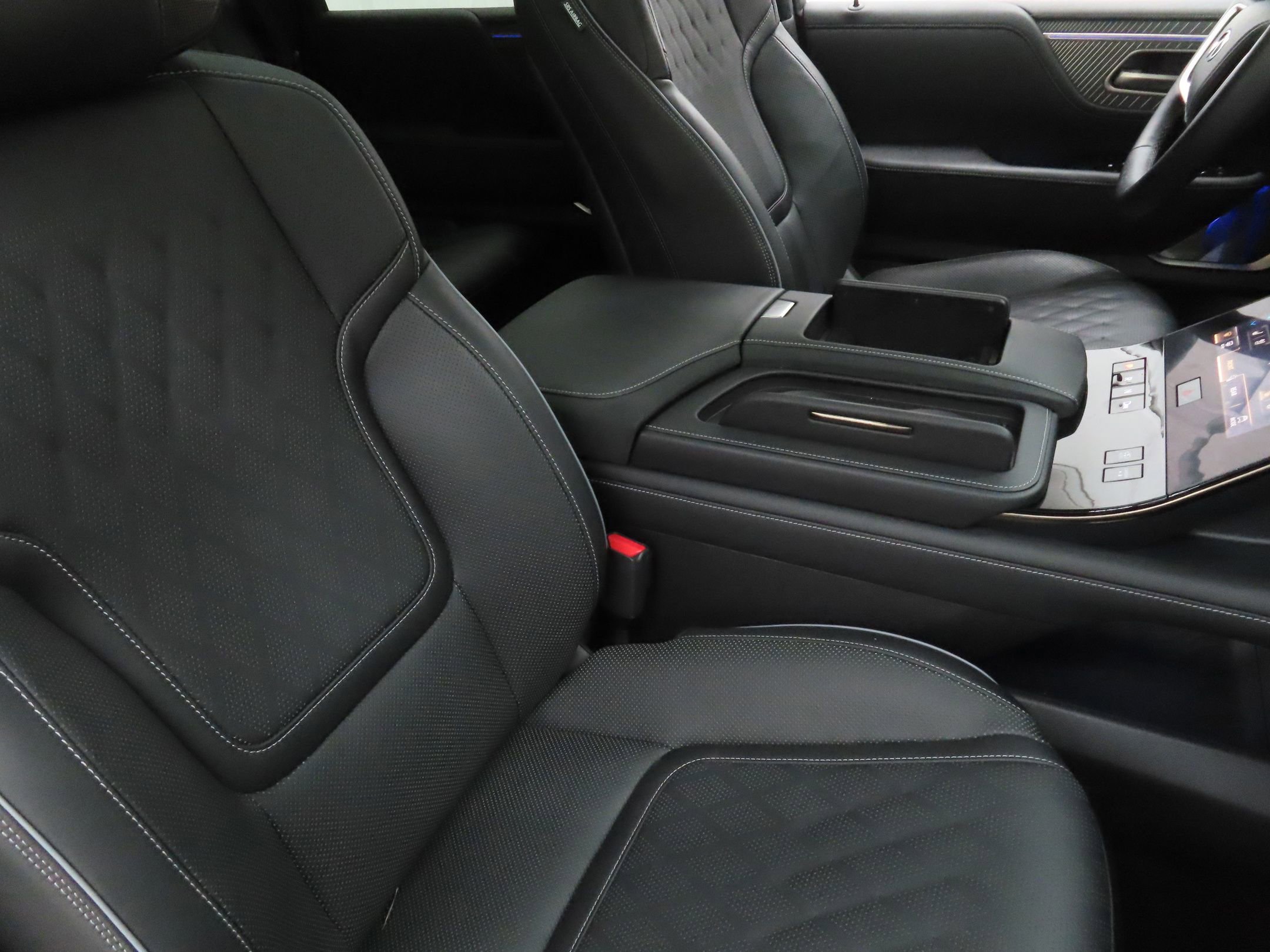 Used 2025 INFINITI QX80 Autograph image 26