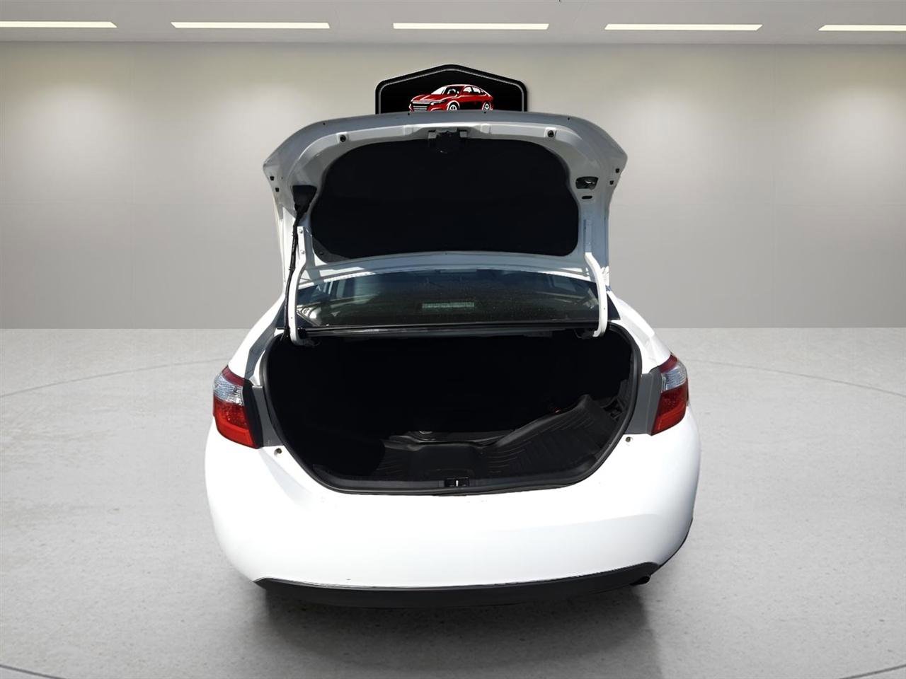 Used 2015 Toyota Corolla S FWD image 21