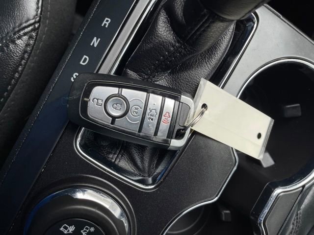Used 2018 Ford Explorer XLT w/ Equipment Group 202A image 22