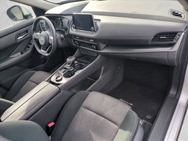 Used 2024 Nissan Rogue SV image 27