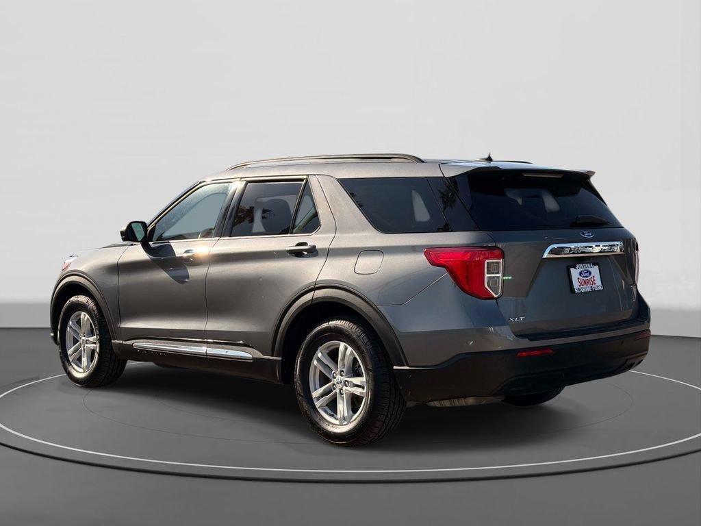 Certified 2023 Ford Explorer XLT RWD image 7