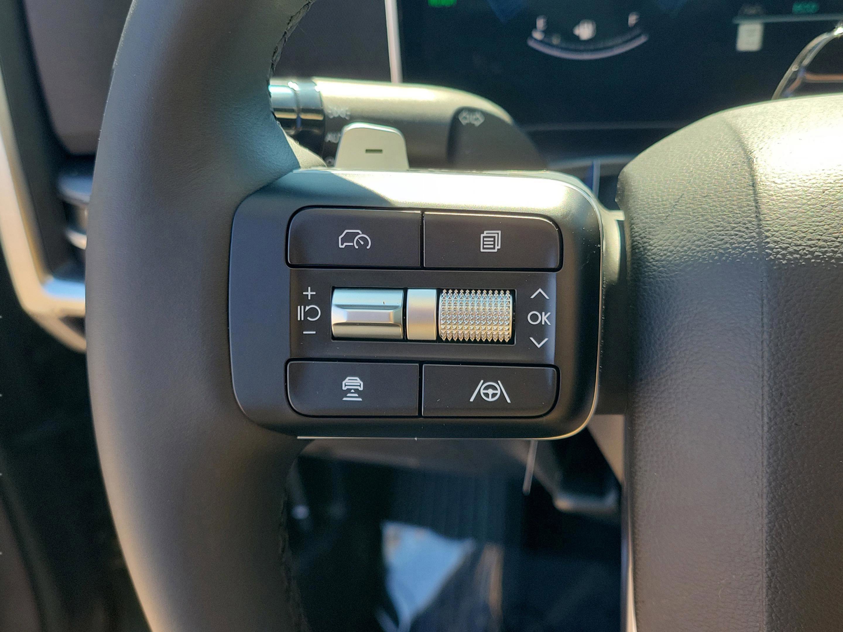 New 2026 Hyundai Santa Fe SEL image 9