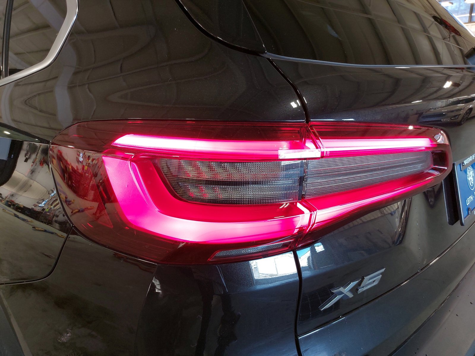 Used 2023 BMW X5 sDrive40i w/ Premium Package image 36