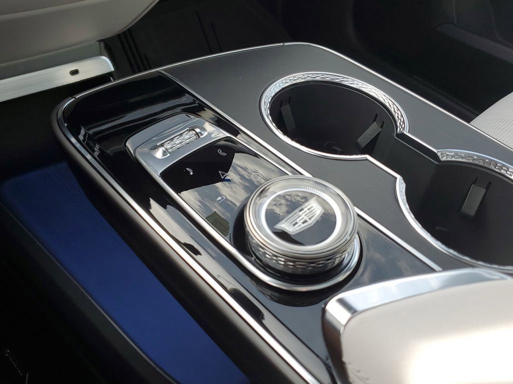 New 2026 Cadillac Lyriq Luxury image 19