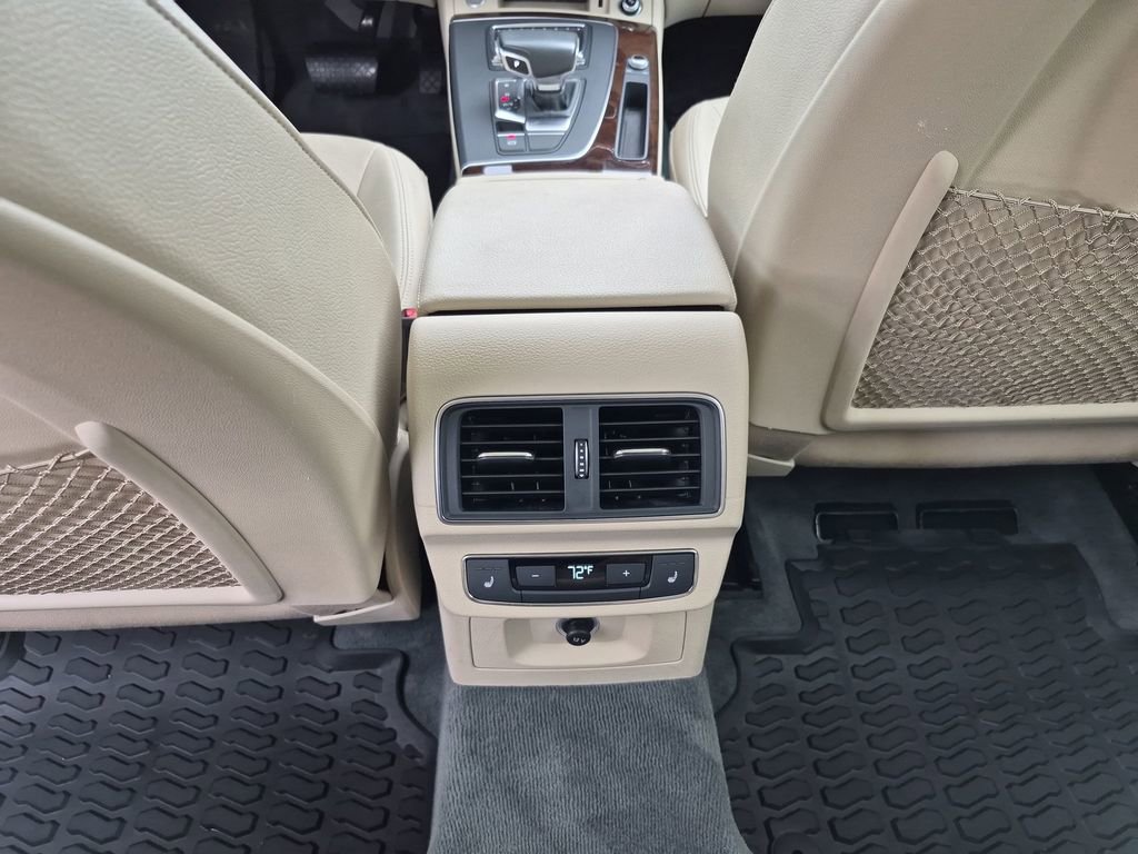 Used 2018 Audi Q5 2.0T Premium Plus w/ Premium Plus Package AWD/4WD image 32