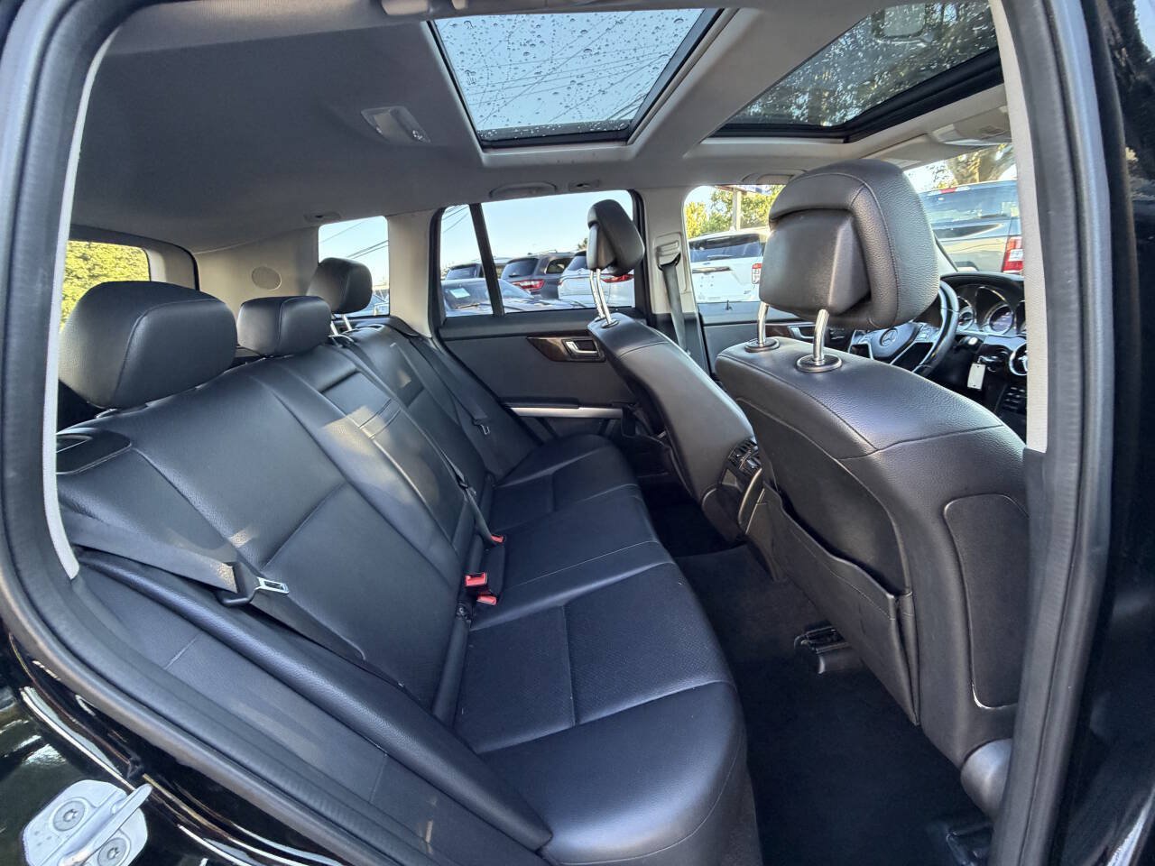 Used 2013 Mercedes-Benz GLK 350 4MATIC image 9