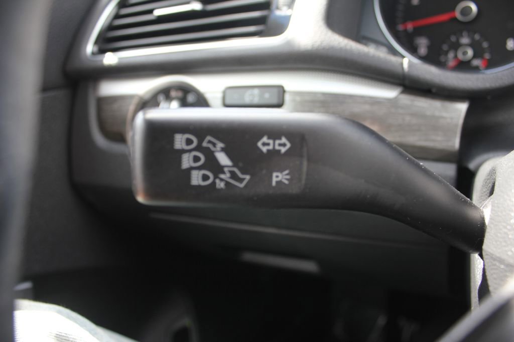 Used 2016 Volkswagen Passat 1.8T SE image 15