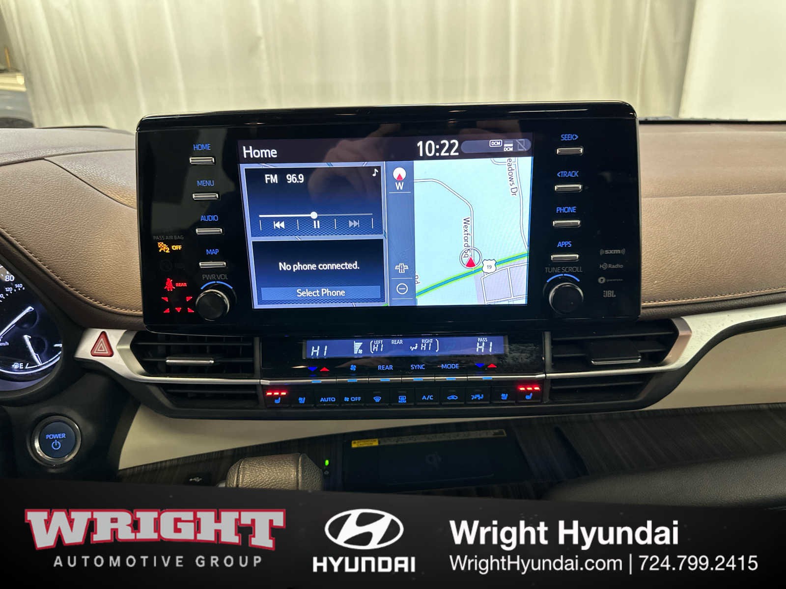 Used 2021 Toyota Sienna Platinum image 25