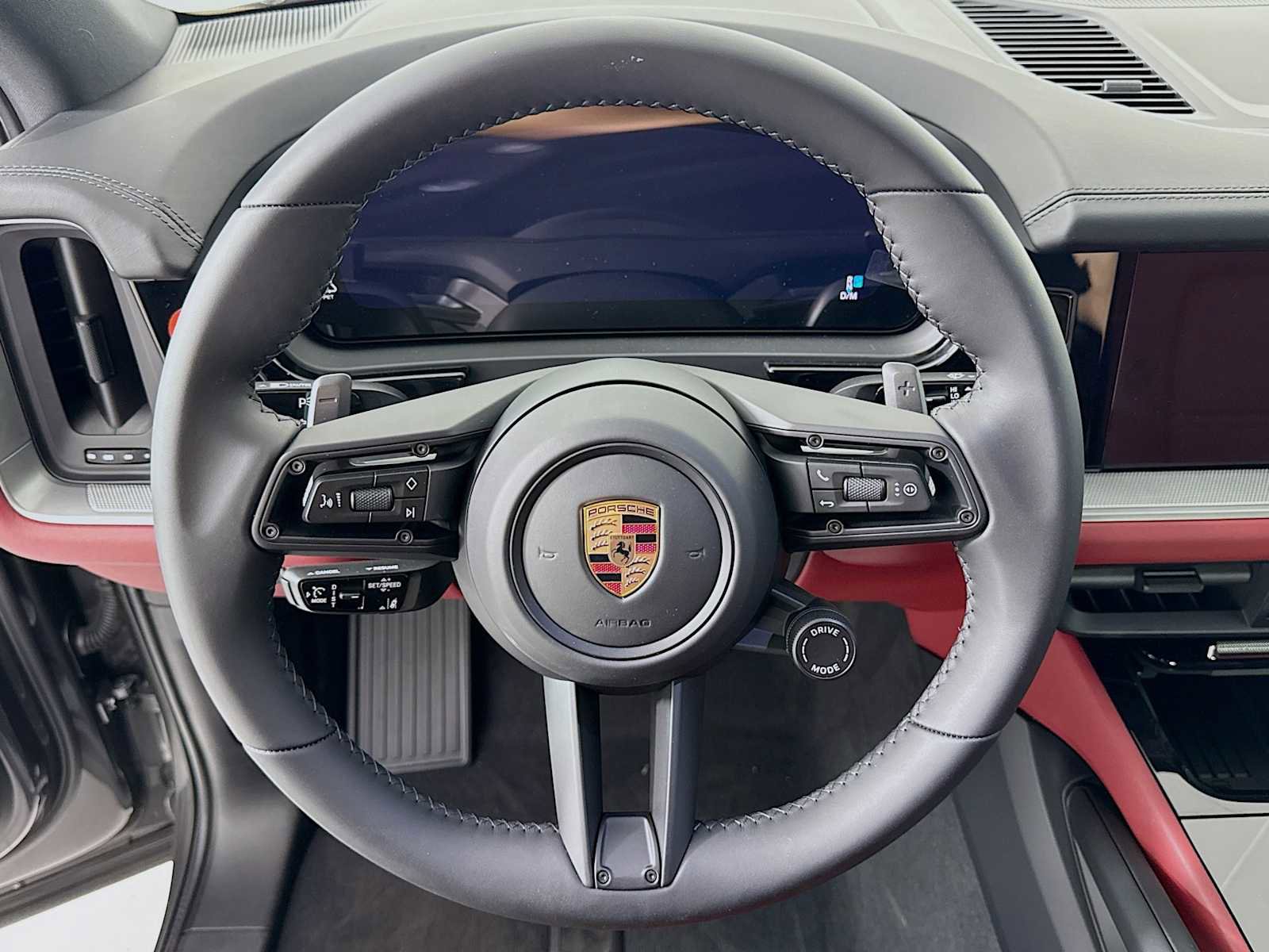 New 2025 Porsche Cayenne image 15