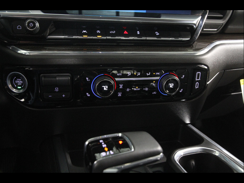 Used 2024 Chevrolet Silverado 1500 LT Trail Boss w/ Convenience Package II image 17