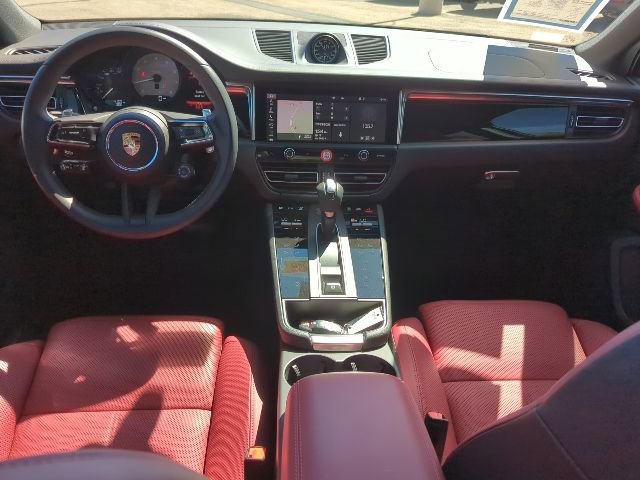 Used 2025 Porsche Macan S image 7