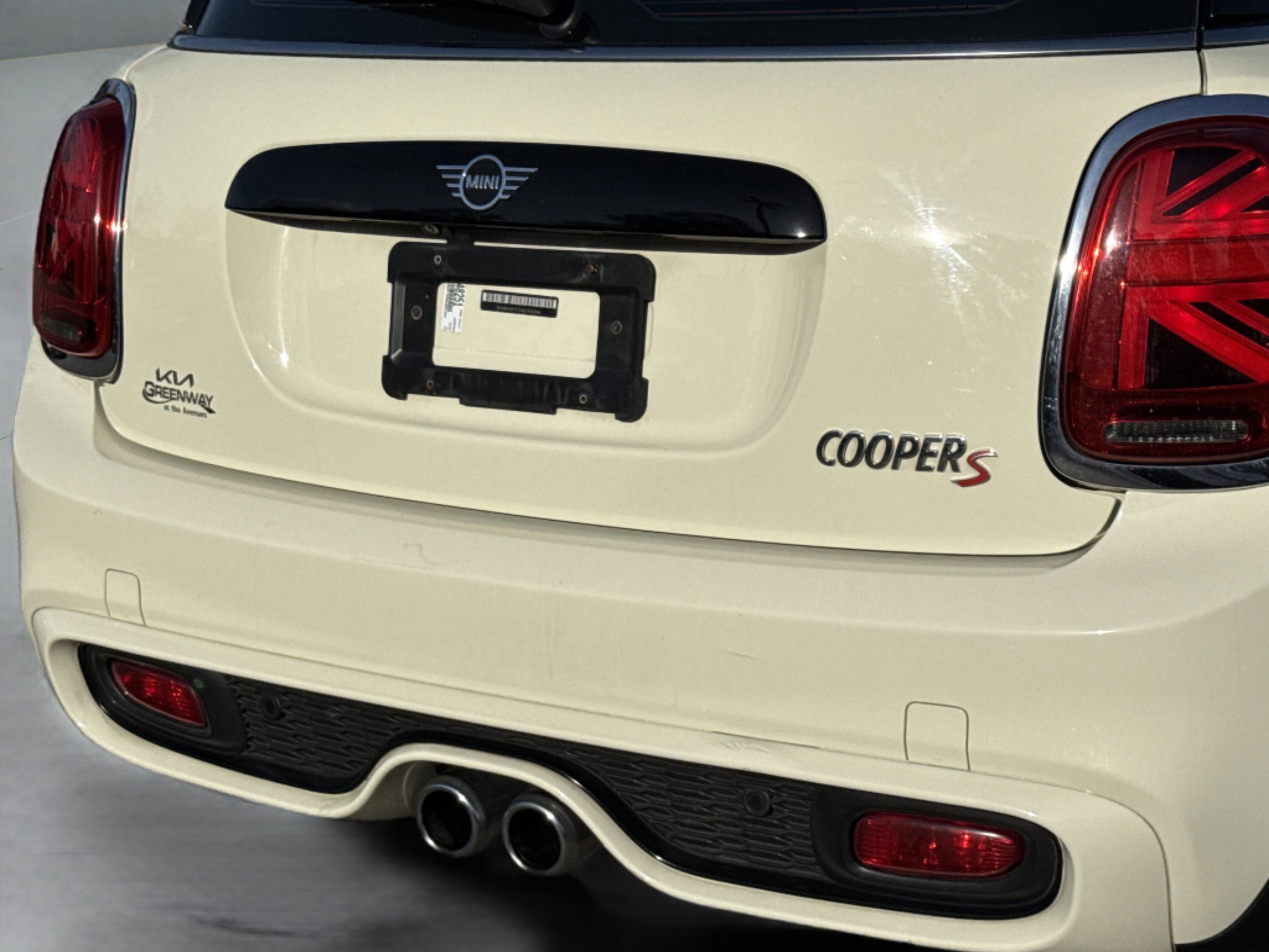Used 2019 MINI Cooper S image 24