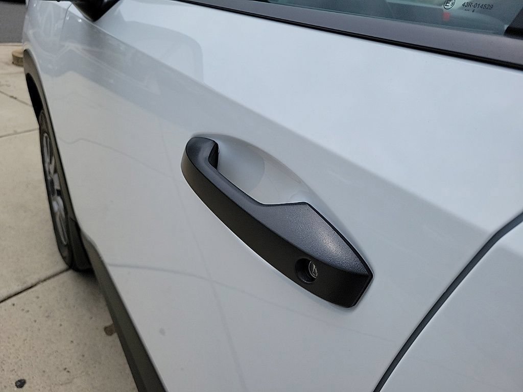 New 2026 Nissan Kicks S FWD image 9