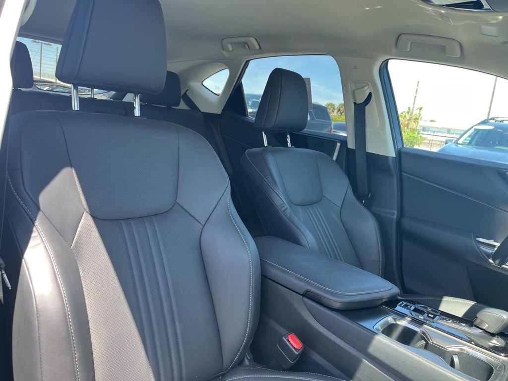 Used 2024 Lexus NX 250 FWD w/ Towing Package (2000 Lbs) image 10