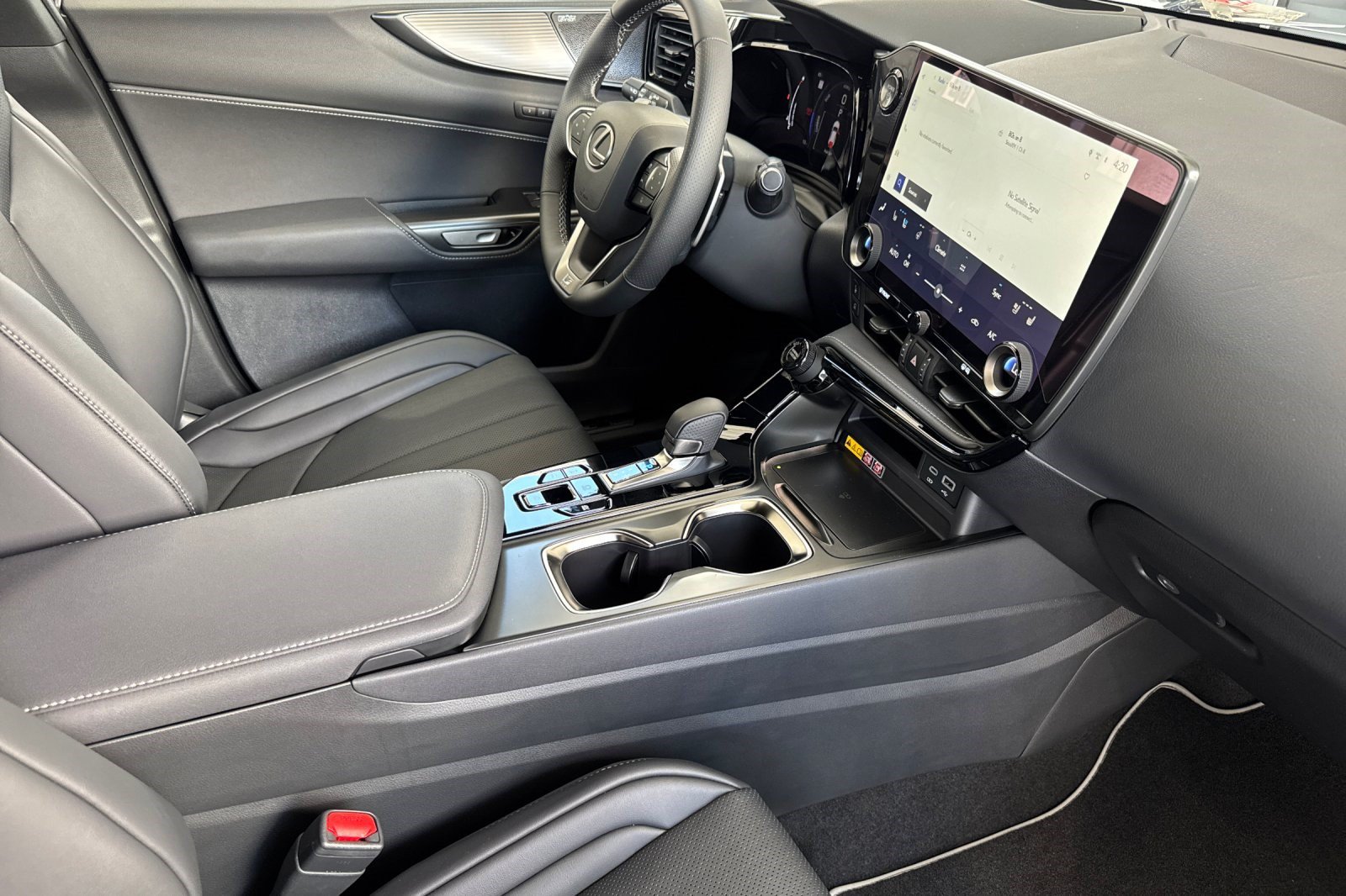 New 2026 Lexus NX 350h F Sport AWD/4WD image 14